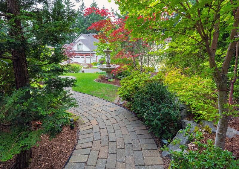pavers in beautiful front yard